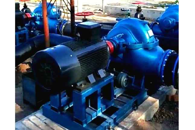 珠海富贵电子商务有限公司3台500mm口径双吸泵沈阳康平卧龙湖正在安装